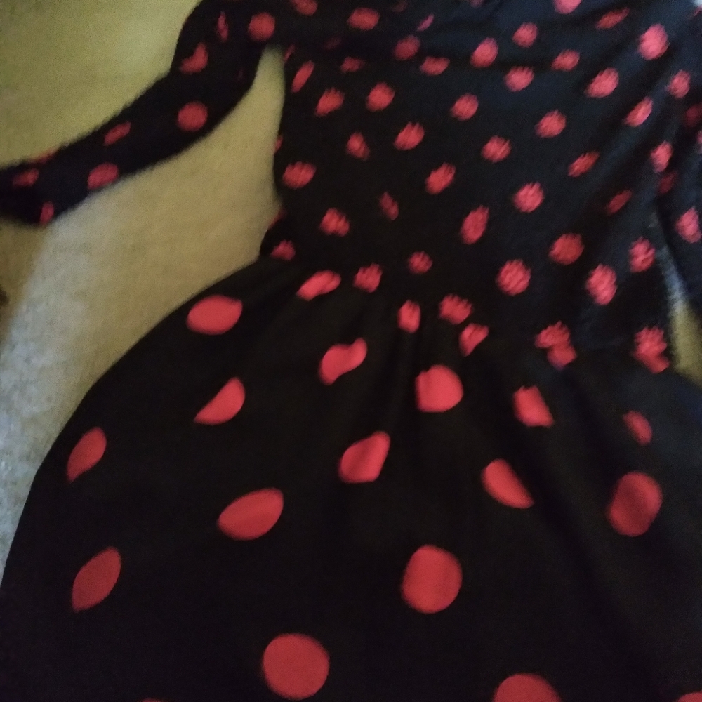 Vintage polka-dot dress red/black. By A. Gardin. Size 4.  100% silk.